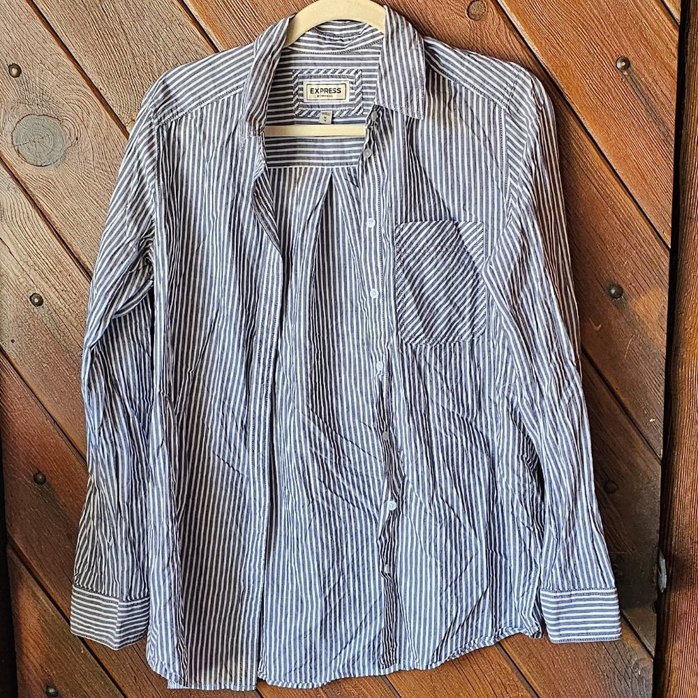 Express striped boyfriend shirt size M